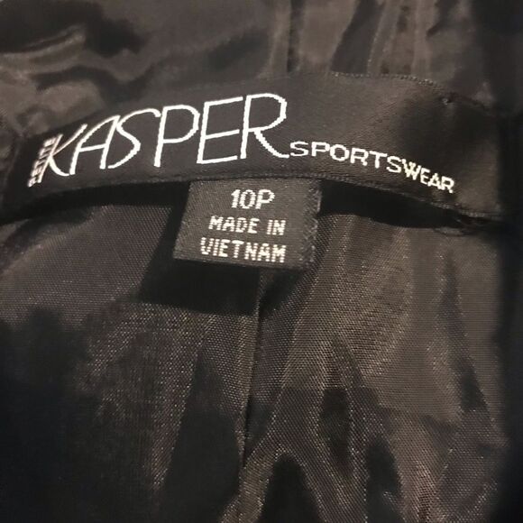 Kasper Skirt Suit Woman Petite Size 10P Black & Gold 2-Piece Set Blazer & Skirt - Picture 10 of 11